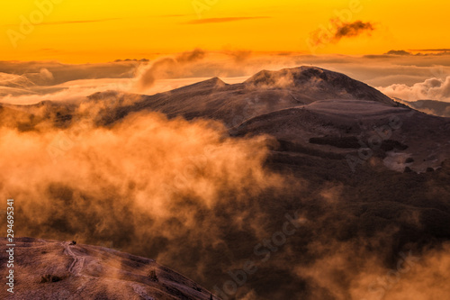 Fototapeta Naklejka Na Ścianę i Meble -  Splendis sunrise in the mountains. Bieszczady Mountains. Poland