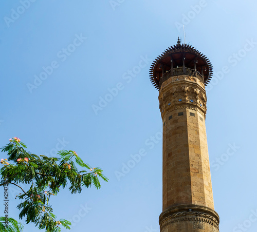 Canvas Print The view from below of the minaret of the Ulu Mosque in Kahramanmaras, Turkey,