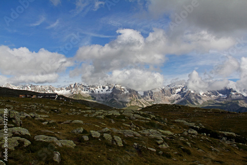 prima neve di settembre sulle creste  da Costabella a Cima Uomo a Valfredda; Val di Fassa, Trentino photo