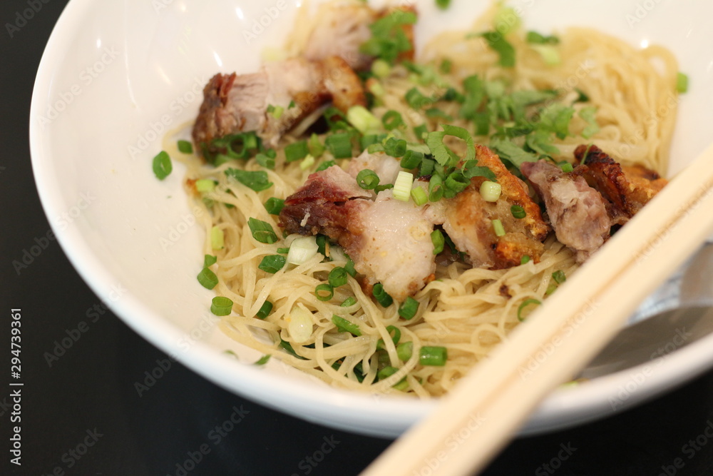 dry noodle with  with crispy pork