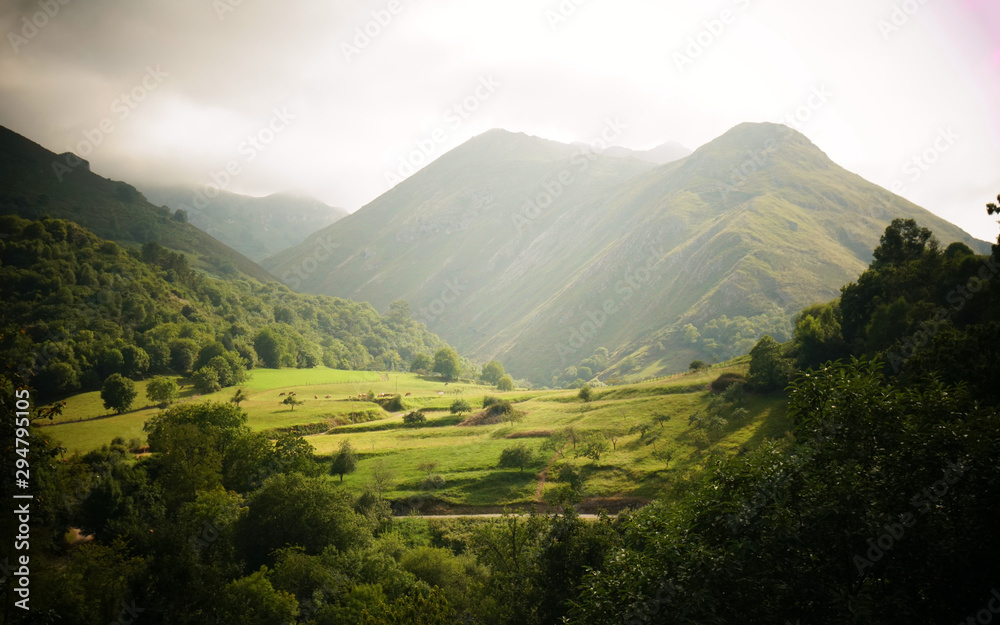 Fototapeta premium Montañas Aturias, España