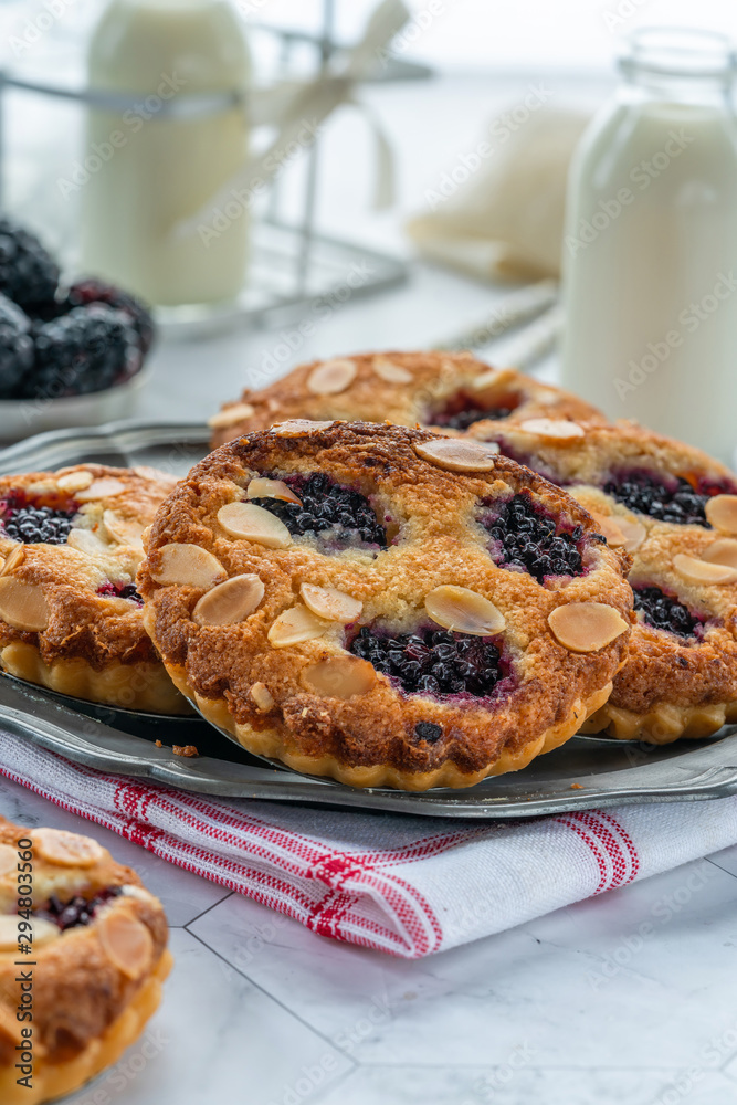Mini blackberry bakewell tarts Mini blackberry bakewell tarts