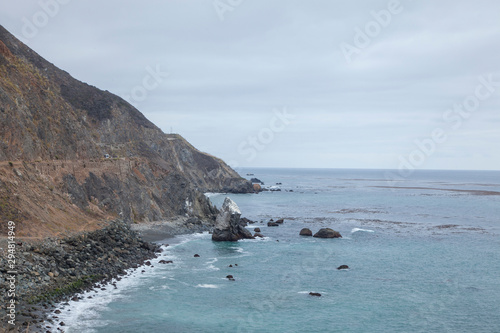 acantilado en Big Sur