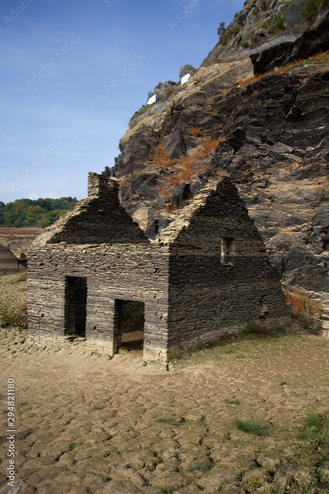 Maison Maison