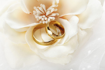 wedding rings