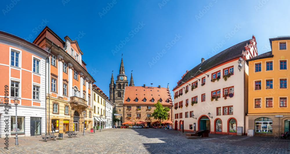 Sankt Gumbertus Kirche und Rathaus, Ansbach, Bayern, Deutschland 