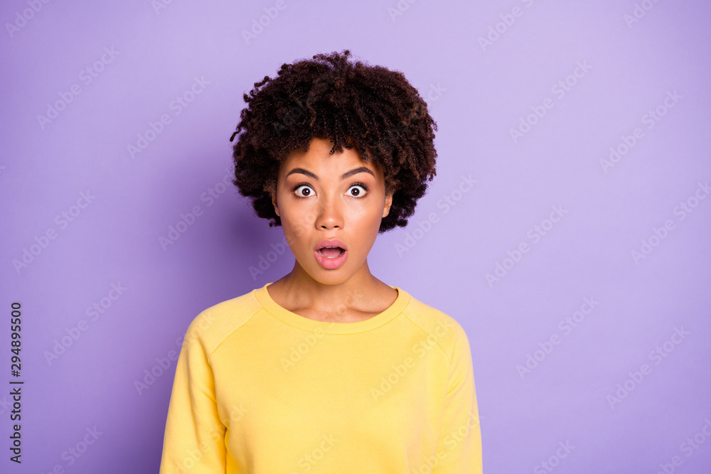 Photo of crazy amazed stupor speechless pretty girl astonished about sales over finished expressing shocked bewilderment with face isolated over purple pastel color background Photo of crazy amazed stupor speechless pretty girl astonished about sales over finished expressing shocked bewilderment with face isolated over purple pastel color background
