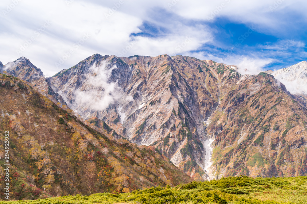 Obraz premium Hakuba Valley Autumn Nagano Japan