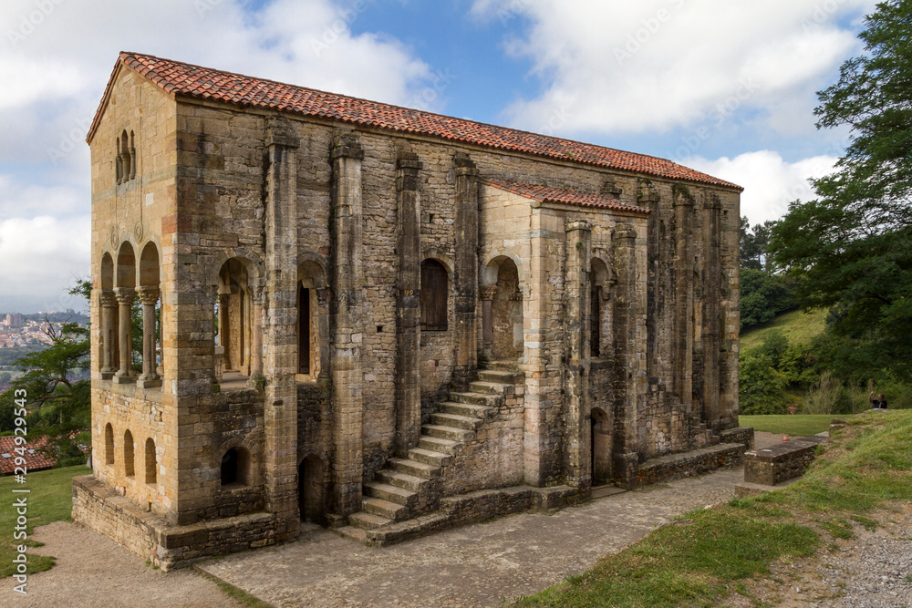 Oviedo, Chiesa e Monumento Preromanico, Spagna
