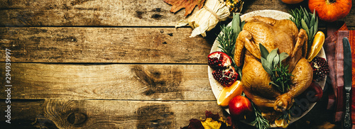 Fotografia, Obraz Selection of traditional thanksgiving food - turkey, mashed patatoes, green bean