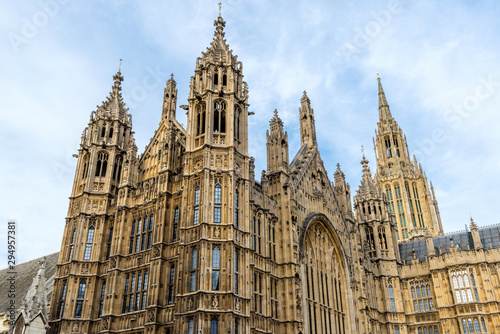 House of parliament, London, UK. © valdisskudre