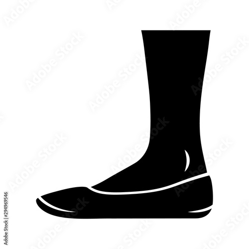 Ballerinas glyph icon. Woman stylish formal footwear design. Female casual flats, everyday shoes. Fashionable ladies clothing accessory. Silhouette symbol. Negative space. Vector isolated illustration