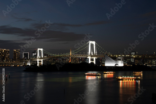 Fototapeta Naklejka Na Ścianę i Meble -  bridge at night
