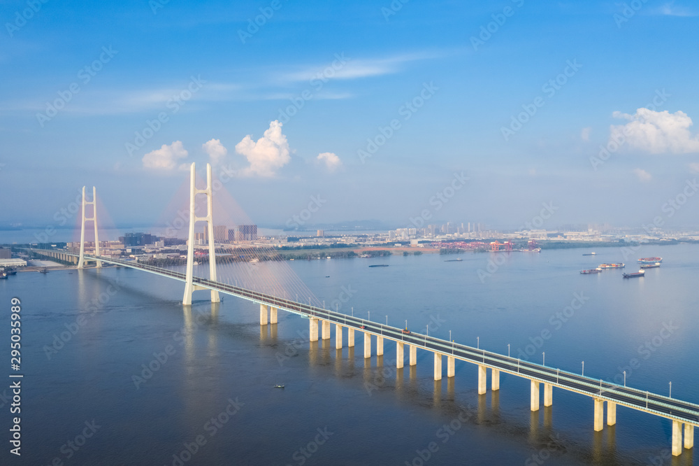 the second jiujiang bridge