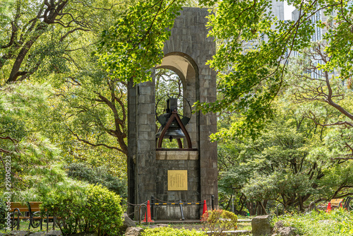 日比谷公園　自由の鐘 © キャプテンフック