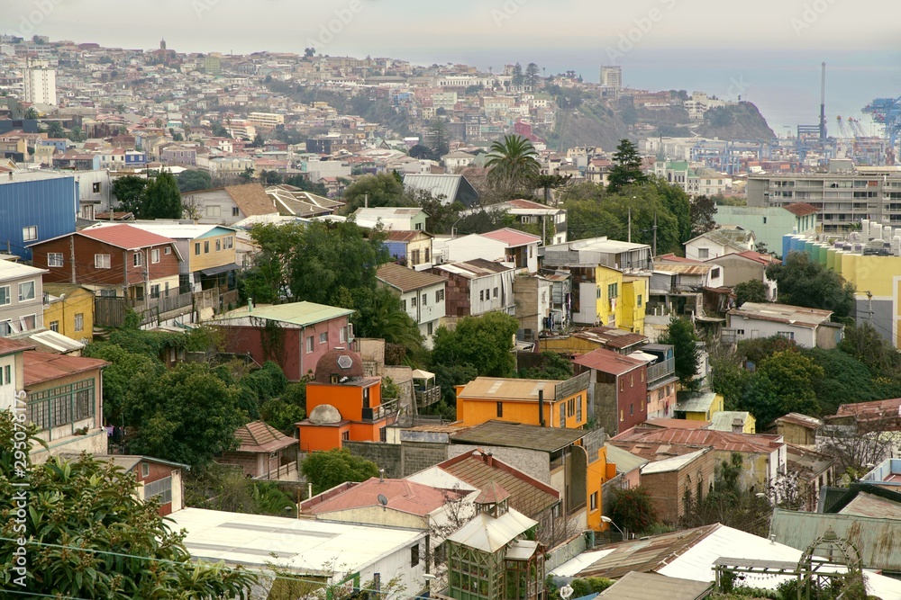 Fototapeta premium Valparaíso in Chile at the Pacific coast