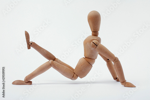 Boneco de madeira