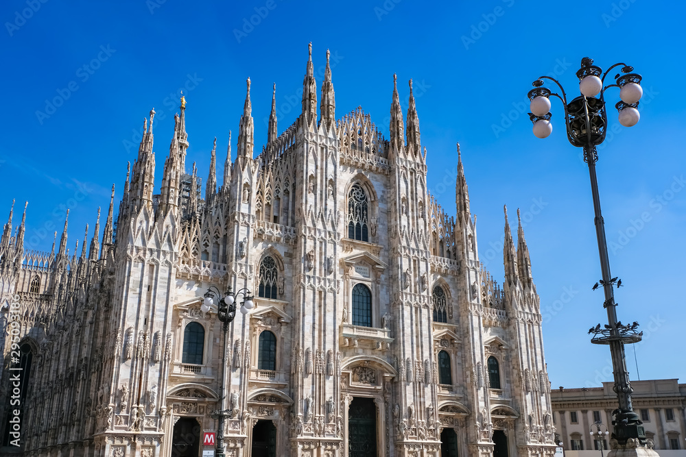 Fototapeta premium Katedra w Mediolanie Duomo