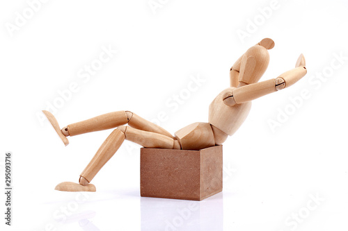 Boneco de madeira