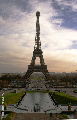 Paris / France - 04/12/2007: Eiffel Tower