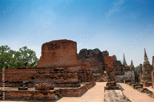 Wat Mahathat  Ayutthaya  Phra Nakhon Si Ayutthaya Historical Park  Landmarks of Thailand