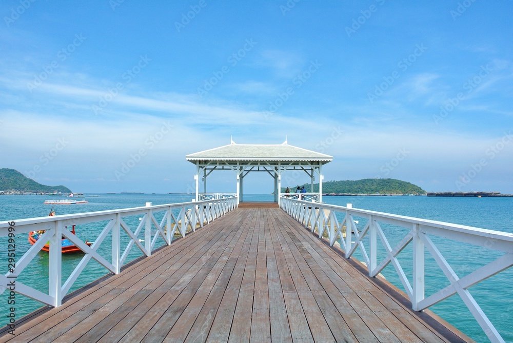 Asadang Bridge at Koh Si Chang, Thailand Asadang Bridge at Koh Si Chang, Thailand