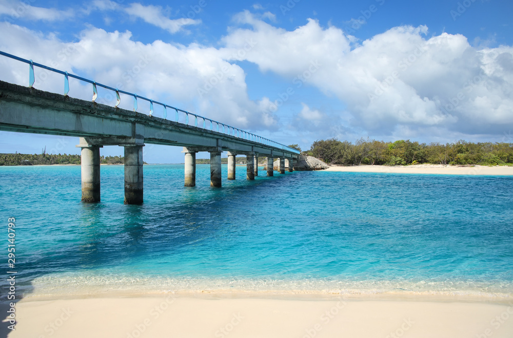 Mouli Bridge between Ouvea and Mouli islands, Loyalty Islands, New Caledonia