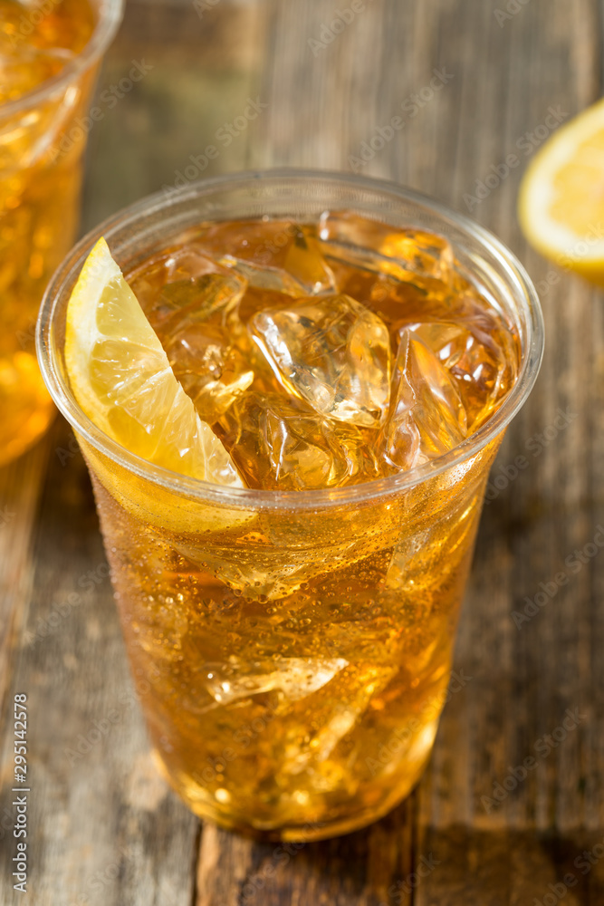 Refreshing Cold Iced Tea Refreshing Cold Iced Tea