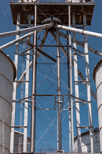 silo photo