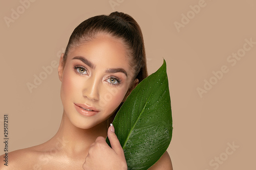 Natural beauty with green leaf.