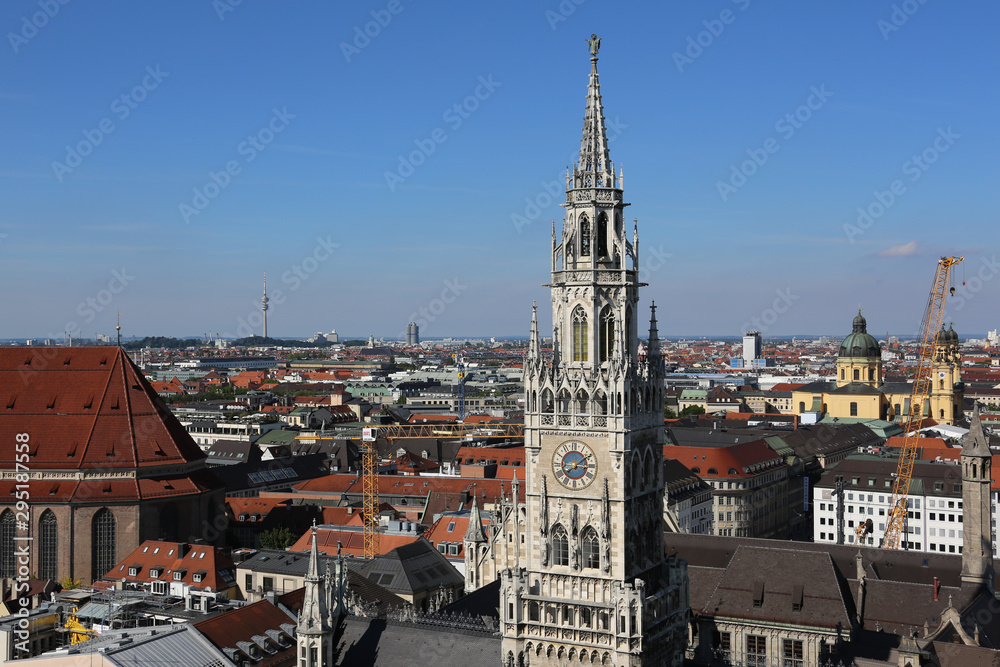 Naklejka premium Ausblick vom Alten Peter auf die Münchner Altstadt