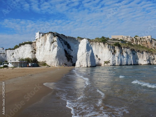 Vieste - Costiera del borgo dalla Spiaggia della Scialara photo