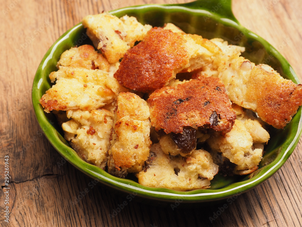 Tasty organic Kaiserschmarrn without unhealthy icing sugar Tasty organic Kaiserschmarrn without unhealthy icing sugar