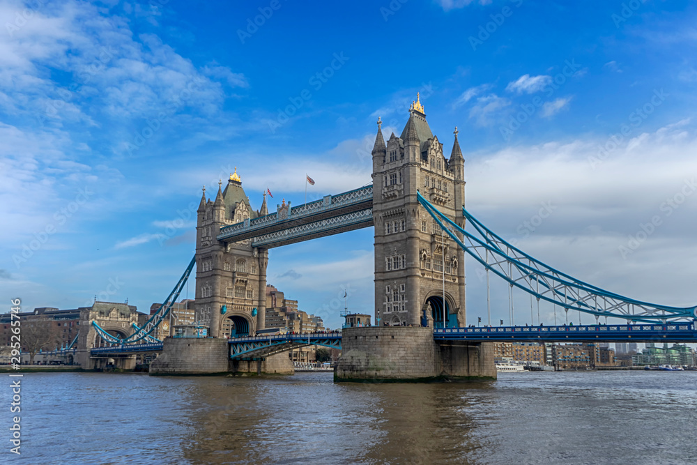 puente de las dos torres de Londres