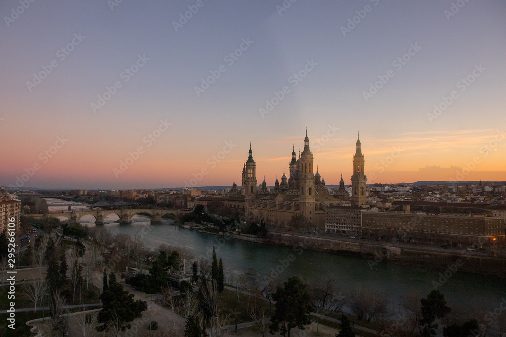 Fototapeta premium beautiful spanish city at sunset