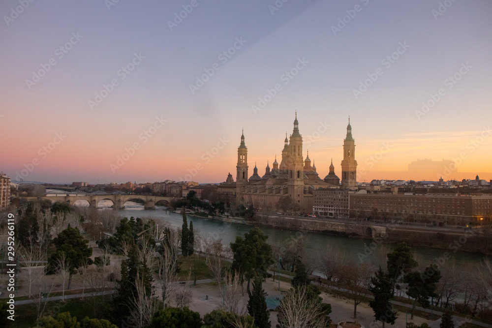Fototapeta premium beautiful spanish city at sunset