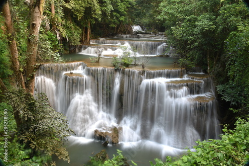 Huai Mae Khamin Waterfall, Thailand