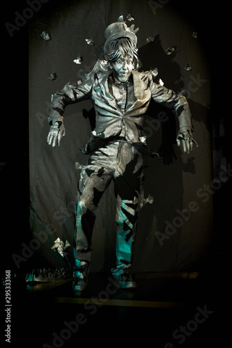 Spectacular pantomime show performed by mime artist