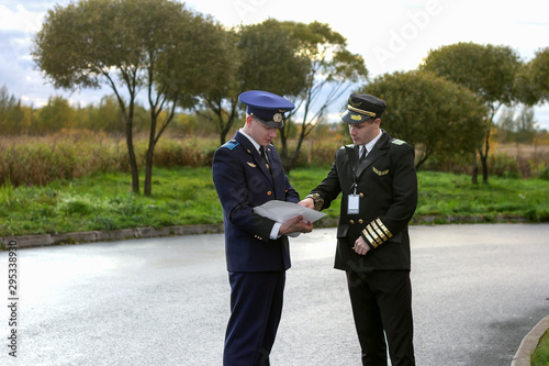 pilots flight plan aviator check list  aircrew professional