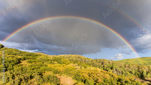 Fototapeta Naklejka Na Ścianę i Meble -  Autumn Rainbow in the Gunnison National Forest