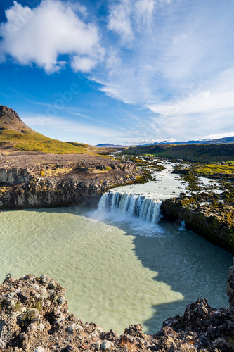 Island - Wasserfall