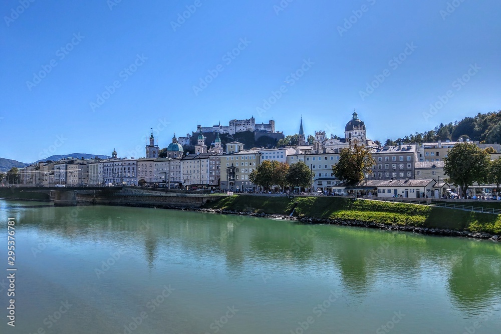 The Salzach River divides Salzburg into two districts - the left-bank pedestrian Old Town, which is famous for buildings erected in the Middle Ages and the Baroque era, and the right-bank New Town.