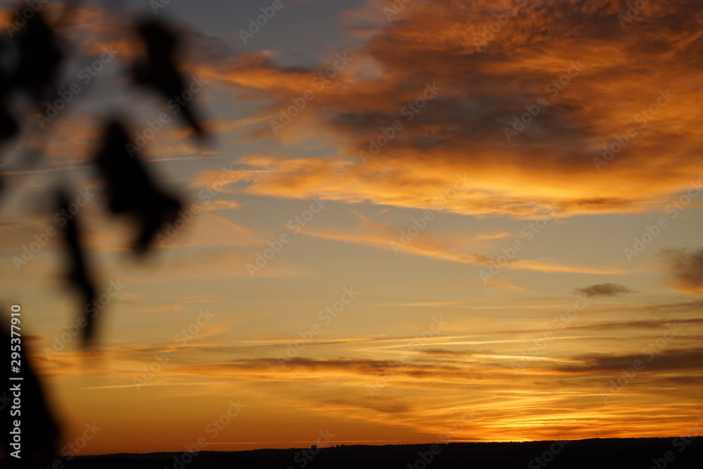 Fototapeta premium Clouthy Sunset