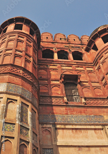 Bilde på lerret The entrance to the Agra Fort is a formidable structure.