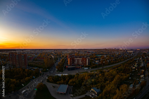 Fototapeta Naklejka Na Ścianę i Meble -  Great autumn sunset in my city