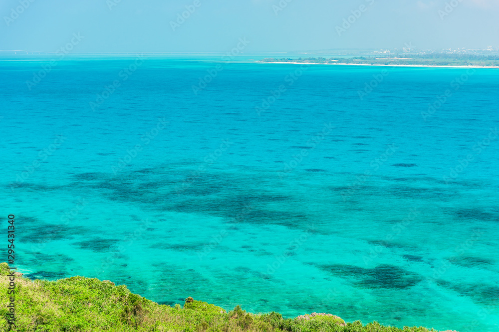 Obraz premium 宮古島の海 Beautiful beach in Miyakojima Island, Okinawa.