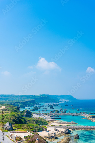 Fototapeta Naklejka Na Ścianę i Meble -  宮古島の海　Beautiful beach in Miyakojima Island, Okinawa.