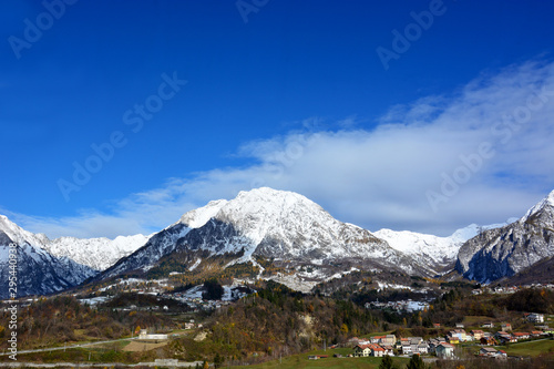 la prima neve sulle montagne dell'Alpago a Belluno,Italia