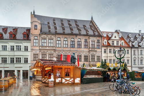 Obraz na plátně Square in Augsburg, Germany