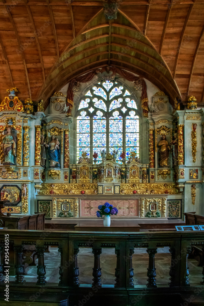 Sainte-Marie-du-Ménez-Hom, Autel de la chapelle, Finistère, Bretagne	